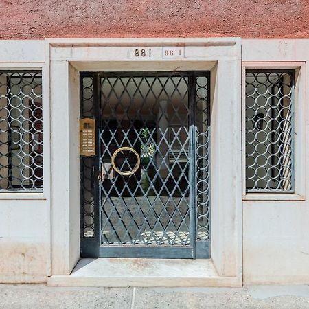 Venezia- S. Lucia Train Station Lovely Apartment! Bagian luar foto